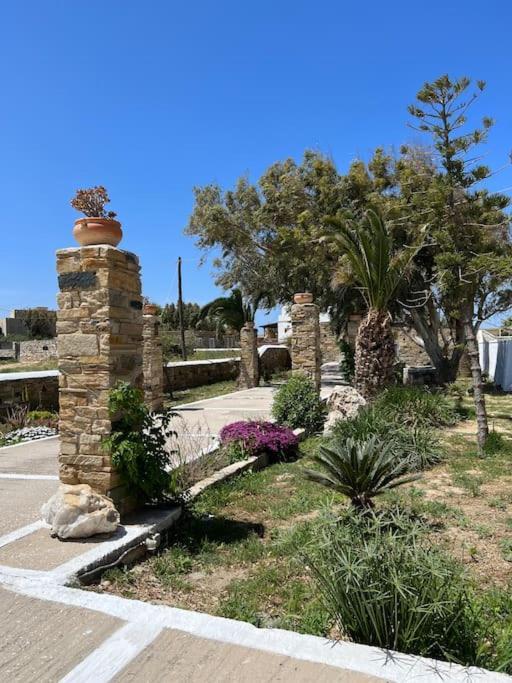 Θἔρως Apartment Tínos Exterior foto