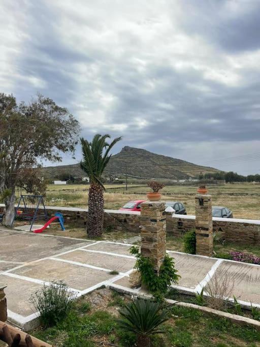Θἔρως Apartment Tínos Exterior foto