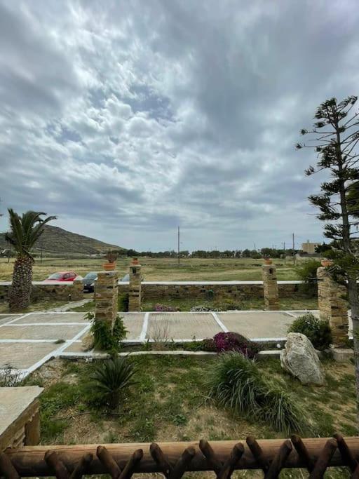 Θἔρως Apartment Tínos Exterior foto